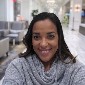 Meet your Posher, Celena